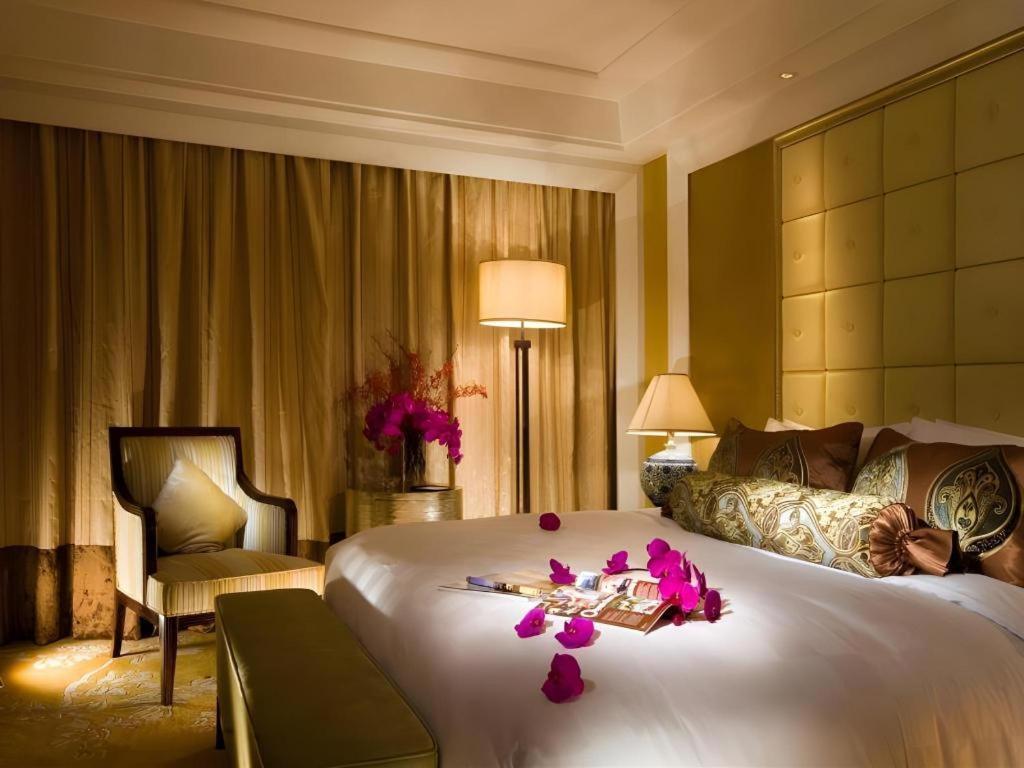 Radegast Cbd Hotel 5*