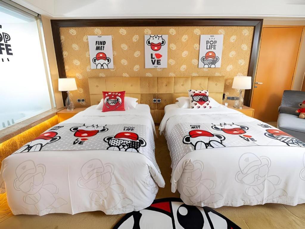 Khách sạn Radegast Cbd 5*